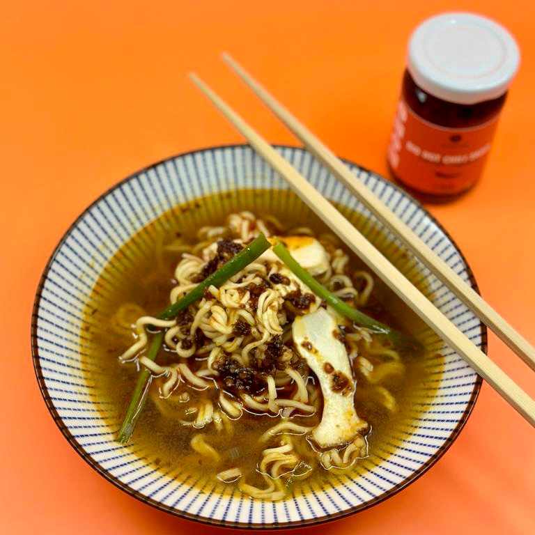 Japanische Rāmen Nudelsuppe